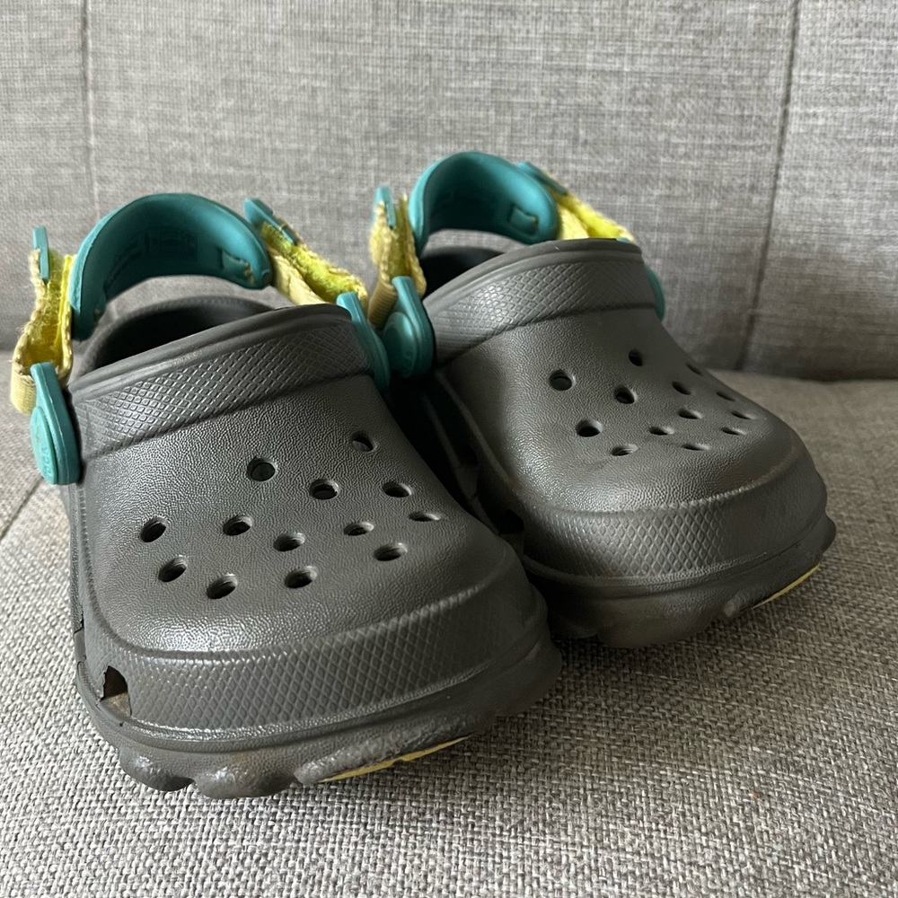 Infant/Toddler Crocs - Size 5
